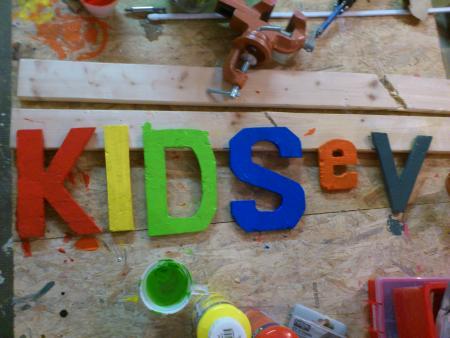 KIDS e.V Holzarbeit